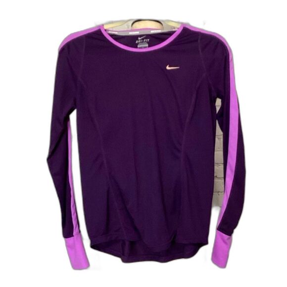 Nike Workout/Running Dri-Fit Vented Long Sleeve Top. Size Medium. Color purple. - Picture 1 of 13